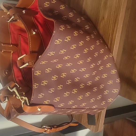 Dooney&Bourke - Picture 8 of 11